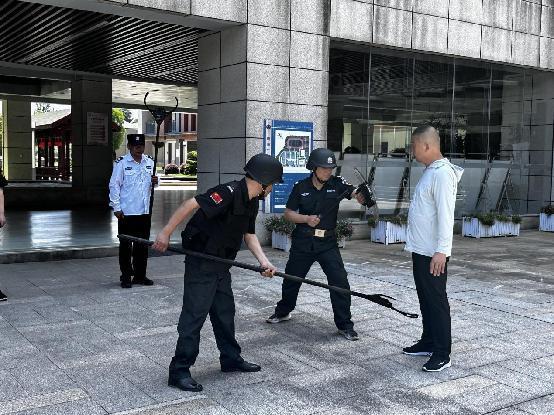 4e503826011652fcc41ebddb54c5064