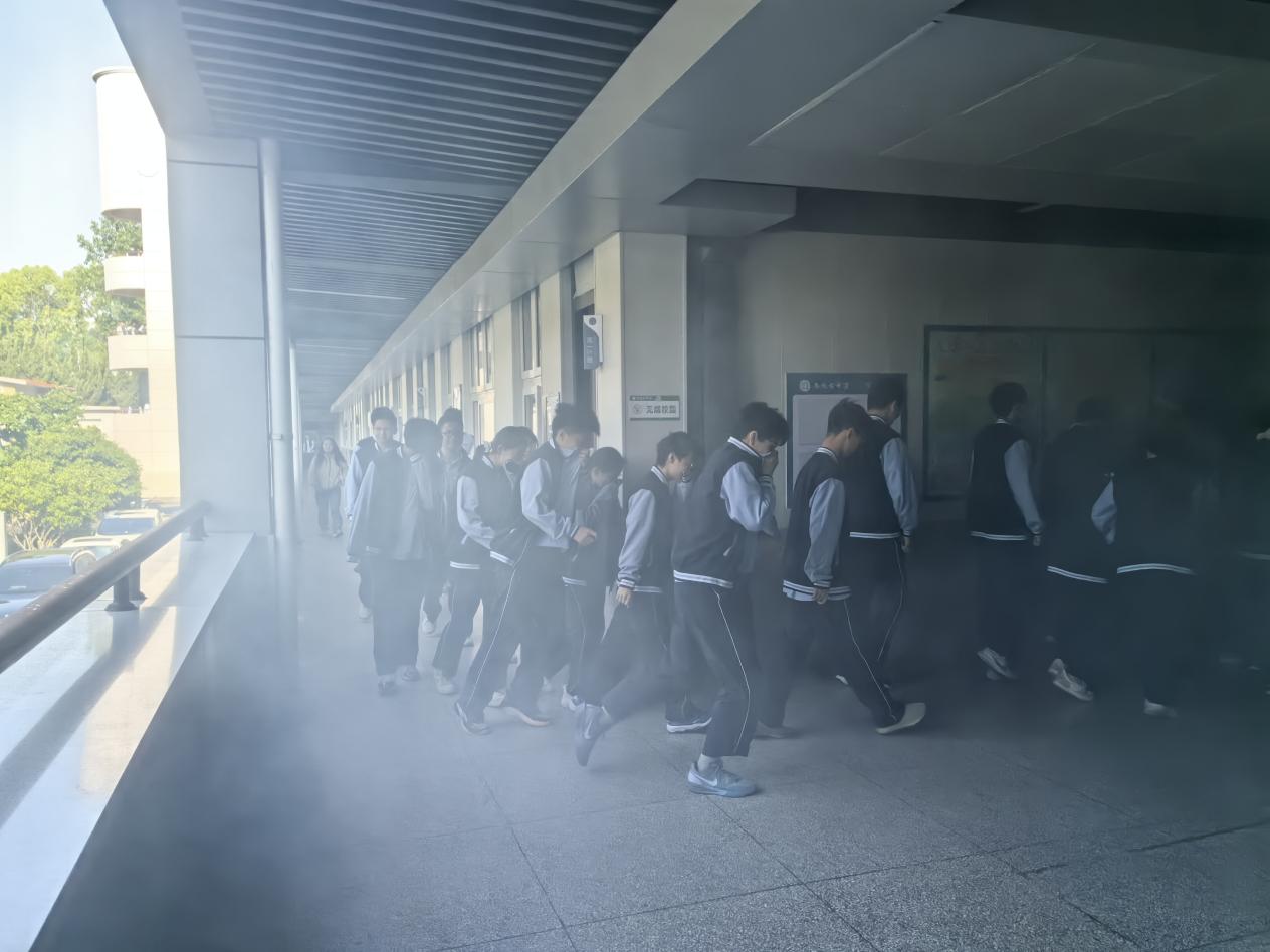 8340bc403d3b3d7c460a38884def77d